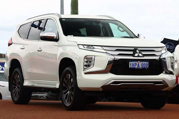 2022 Mitsubishi Pajero Sport GLS QF