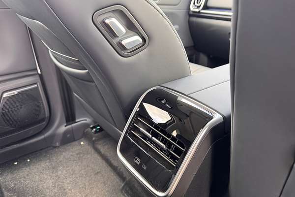 2025 Jaecoo J7 SHS Summit