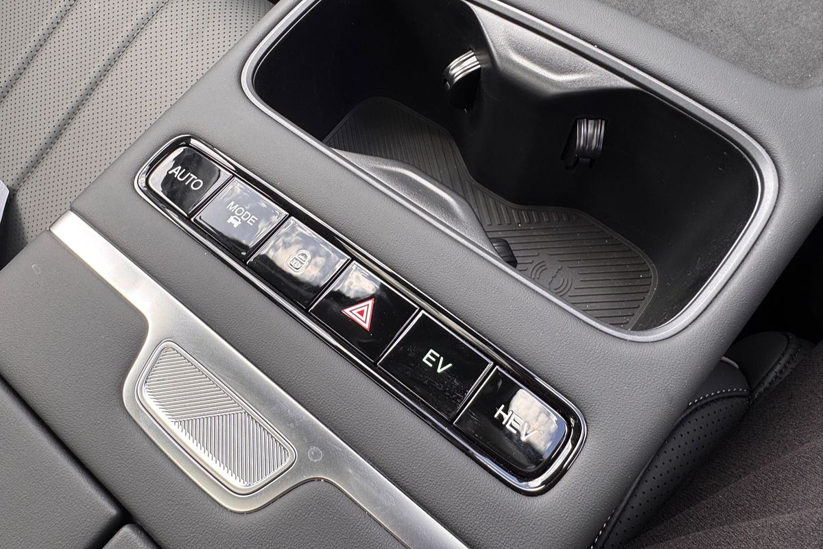 2025 Jaecoo J7 SHS Summit