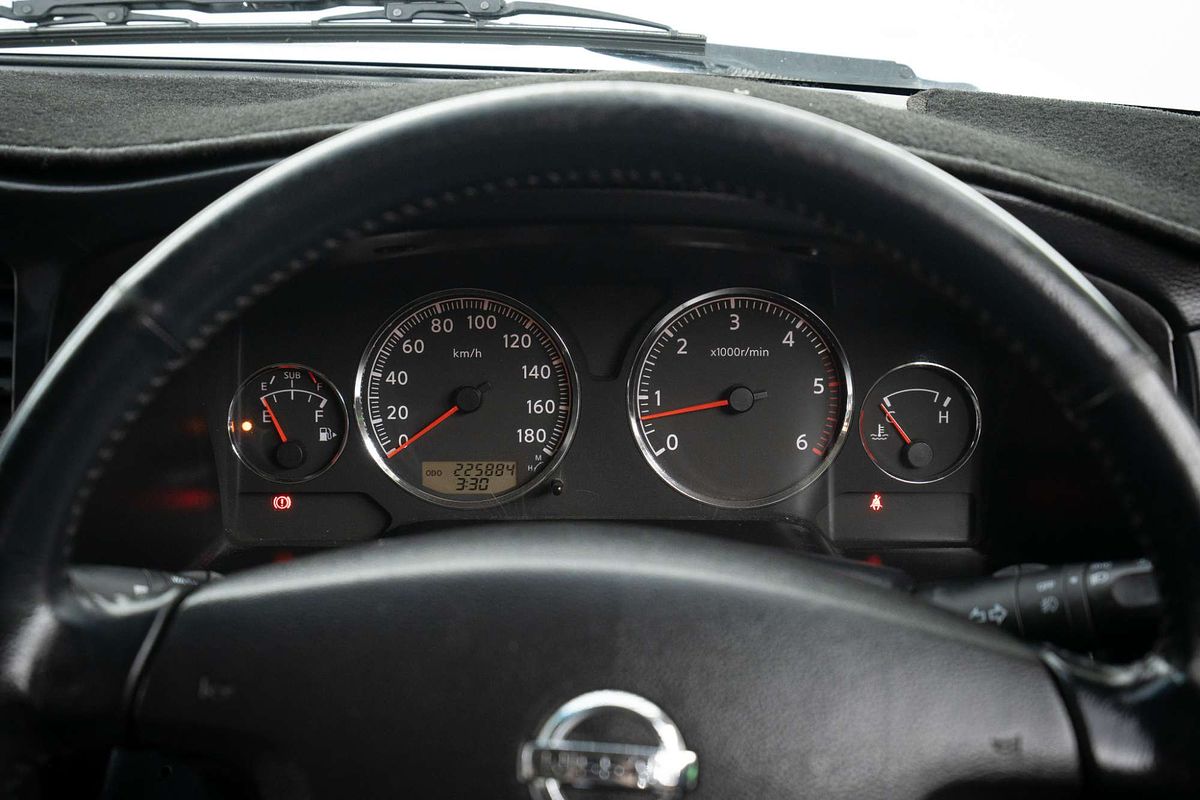 2013 Nissan Patrol ST Y61