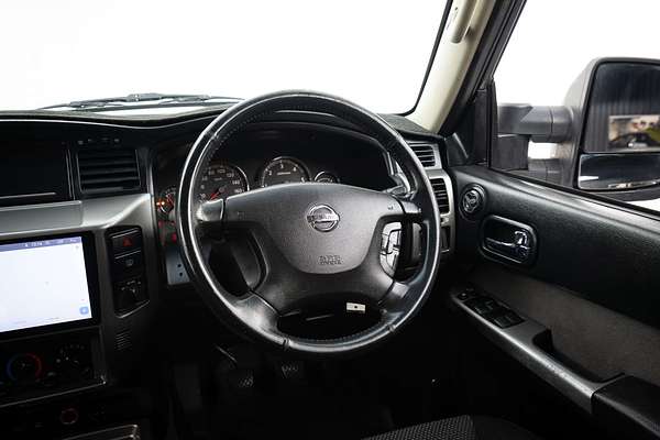 2013 Nissan Patrol ST Y61