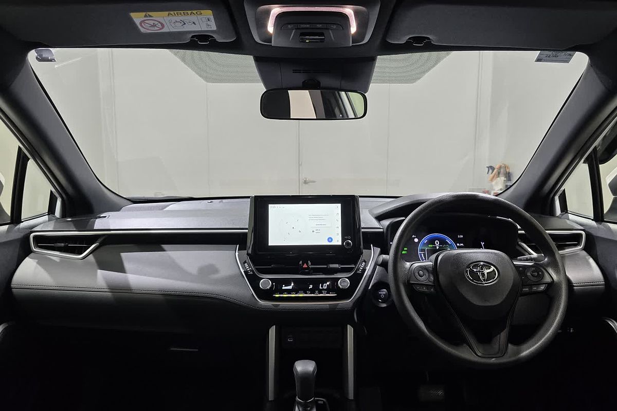 2024 Toyota Corolla Cross GX MXGH10R