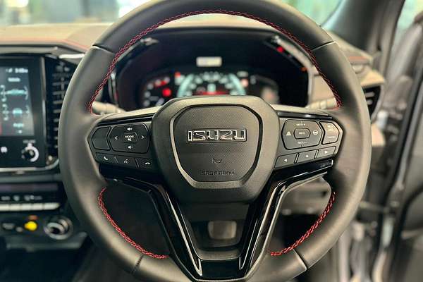 2025 Isuzu D-MAX X-TERRAIN 4X4