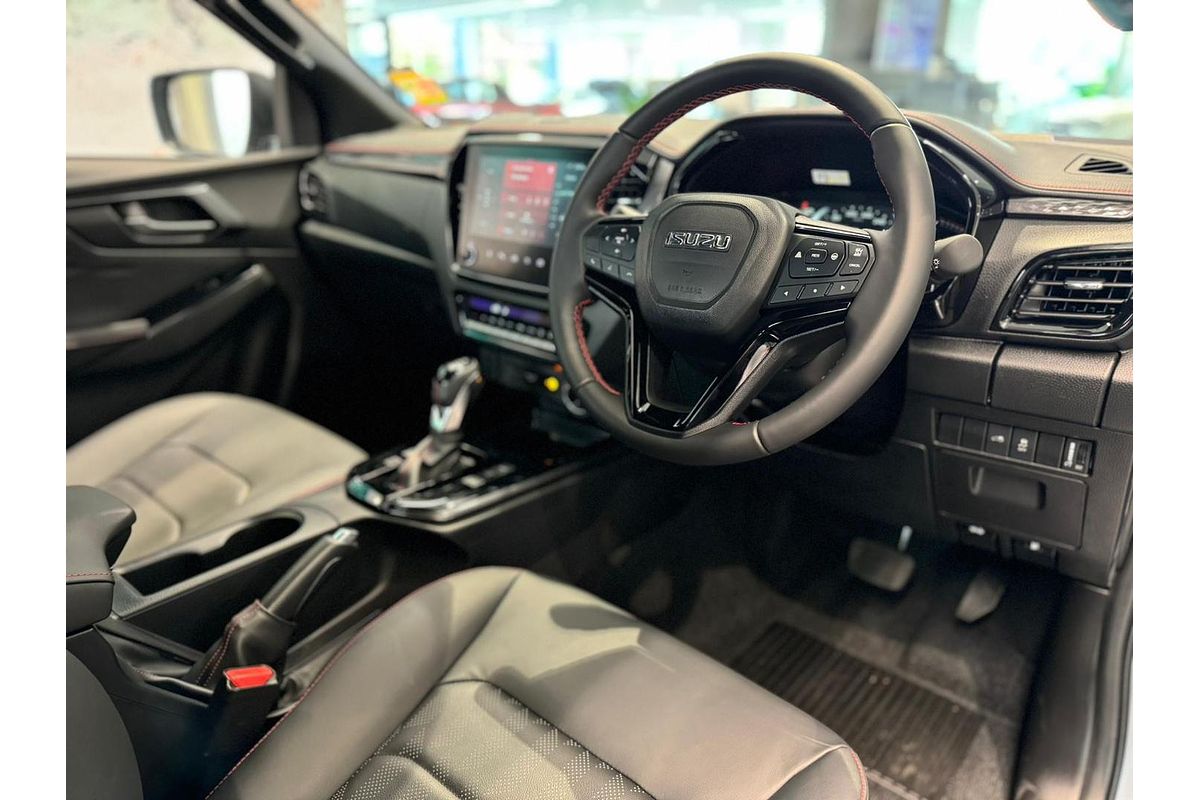2025 Isuzu D-MAX X-TERRAIN 4X4
