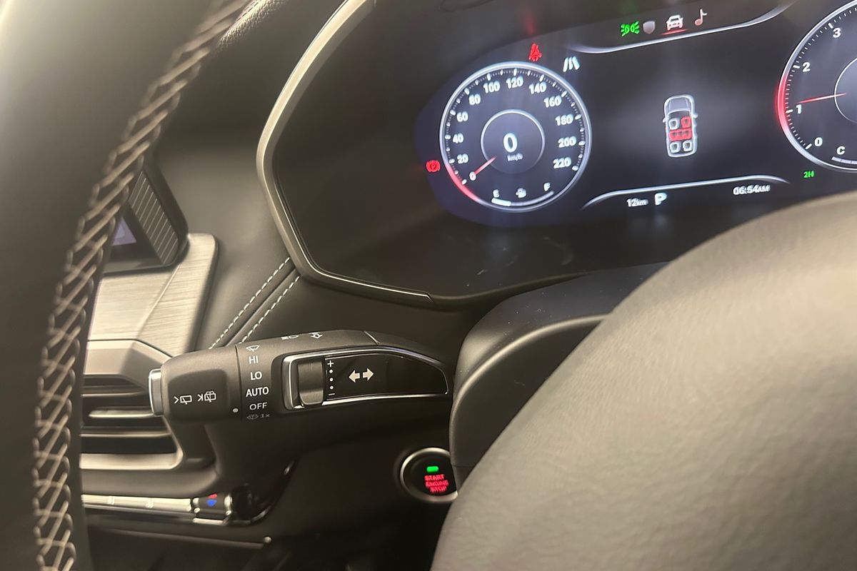 2025 LDV D90 Executive SV9A