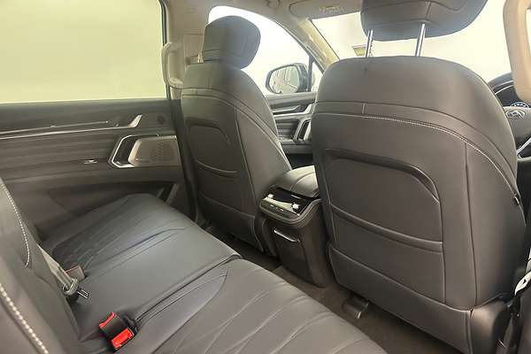 2025 LDV D90 Executive SV9A