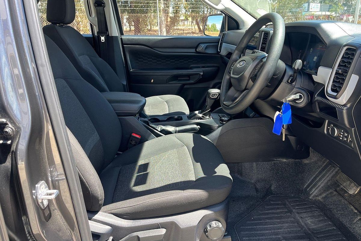 2024 Ford Ranger XL 4X4 2.0L