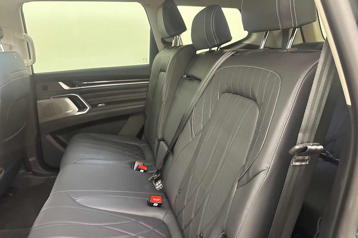 2025 LDV D90 Executive SV9A