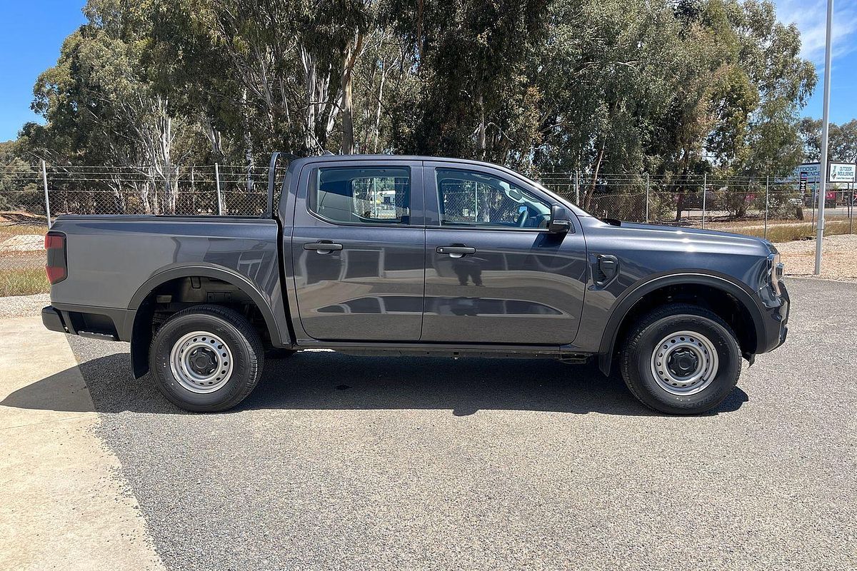 2024 Ford Ranger XL 4X4 2.0L