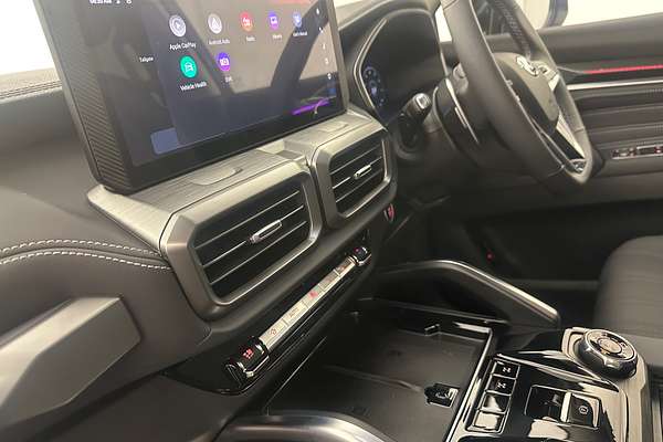 2025 LDV D90 Executive SV9A