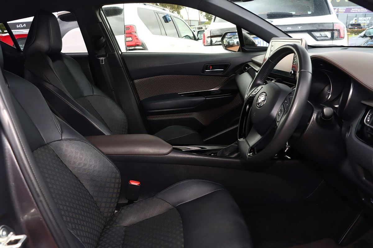 2022 Toyota C-HR Koba NGX10R