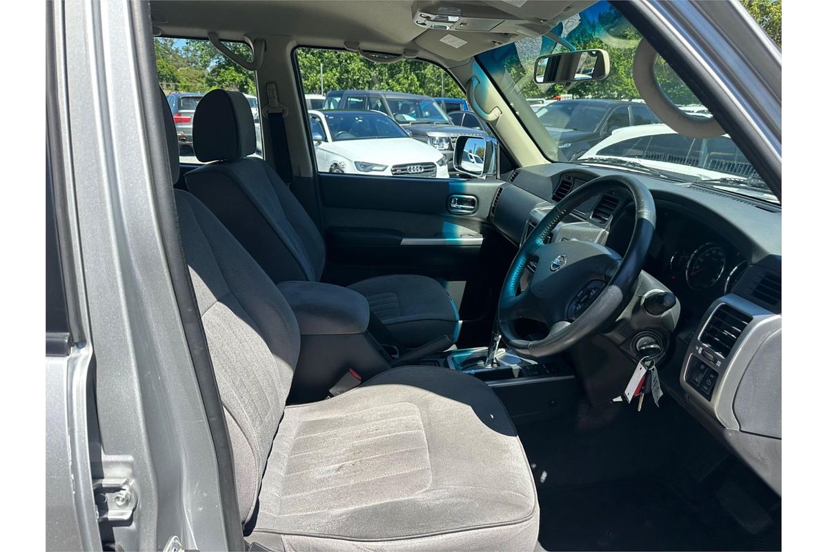 2016 Nissan Patrol Legend Edition Y61