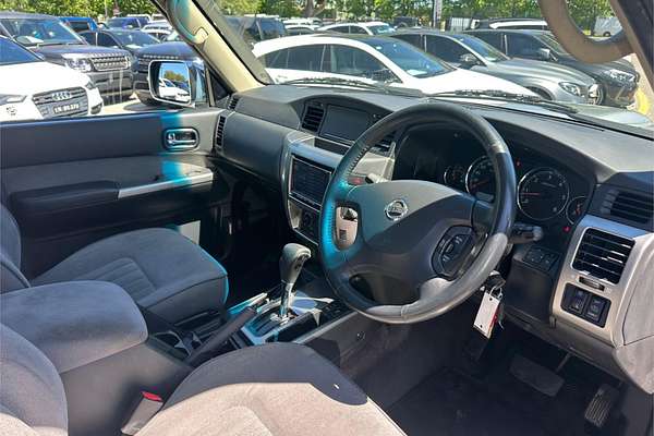 2016 Nissan Patrol Legend Edition Y61