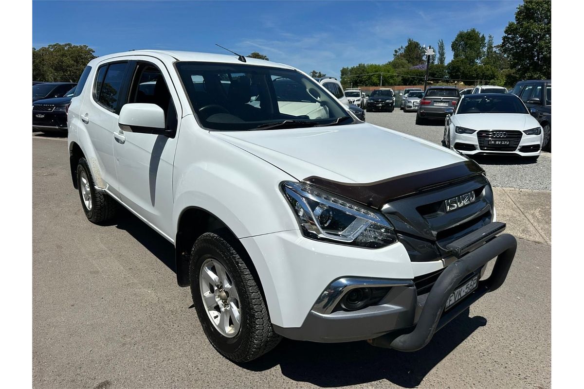 2018 Isuzu MU-X LS-M