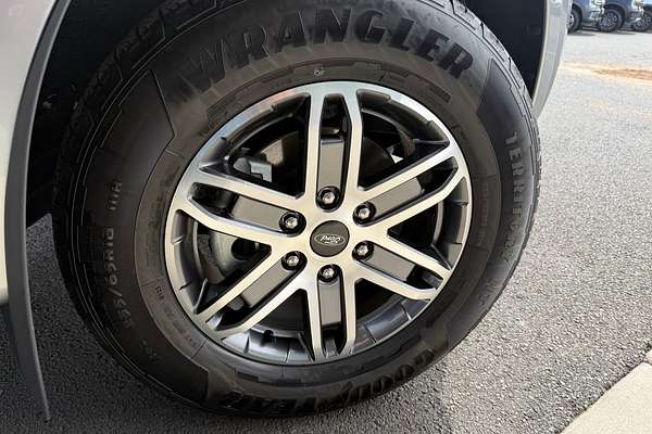 2025 Ford Everest Trend 2.0L