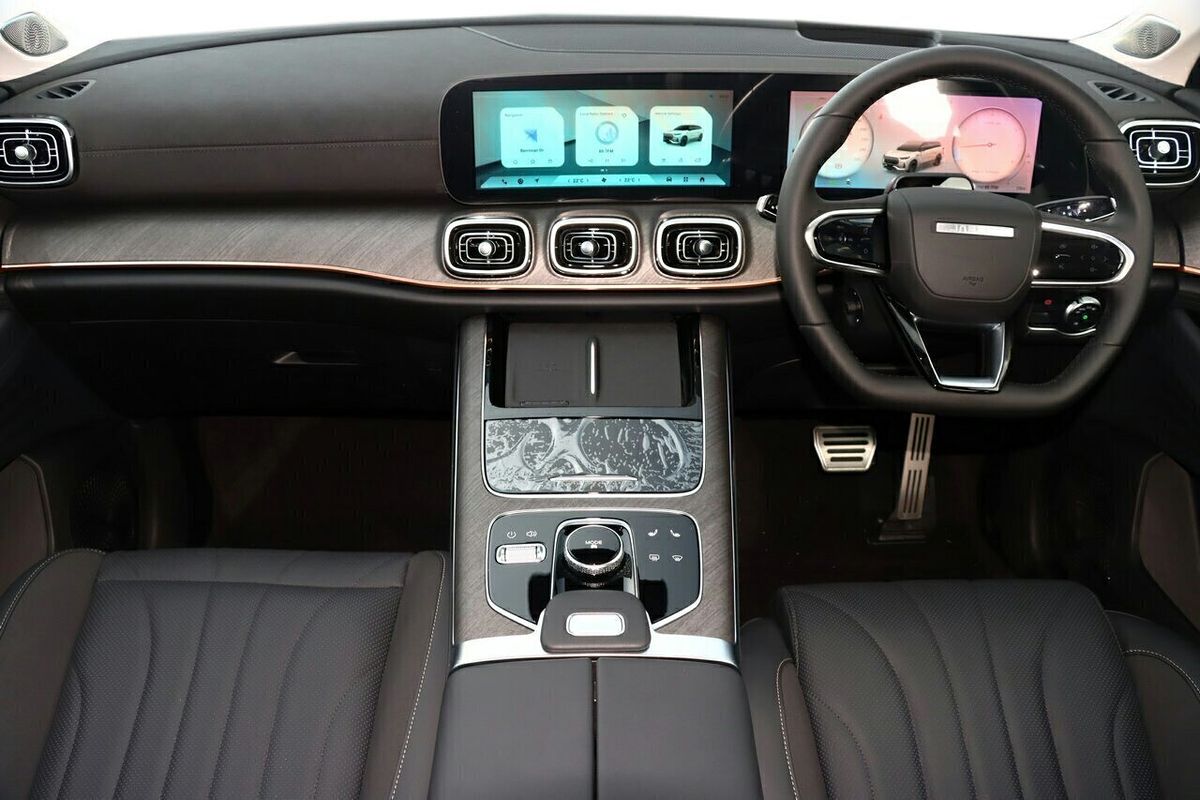 2025 Jaecoo J8 Track