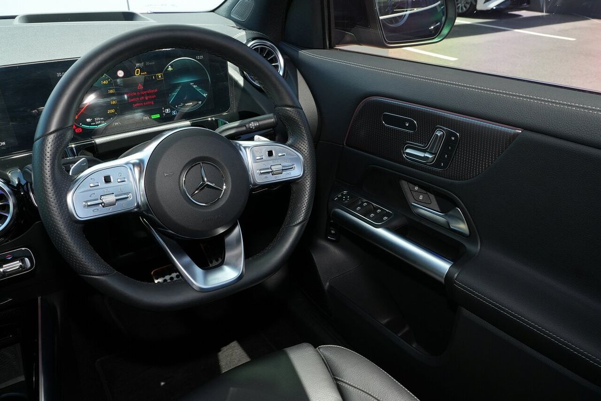 2022 Mercedes-Benz EQA EQA250 H243
