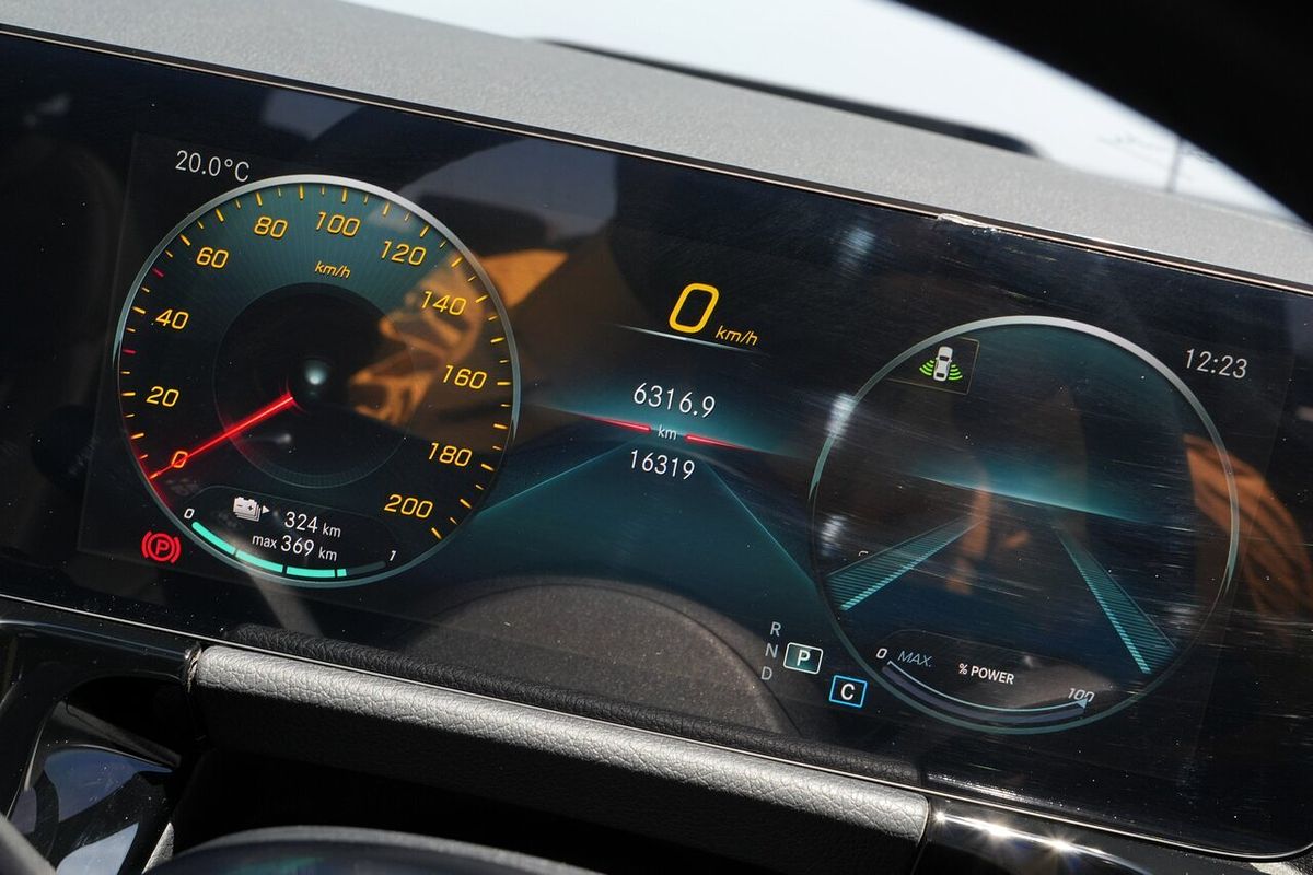 2022 Mercedes-Benz EQA EQA250 H243