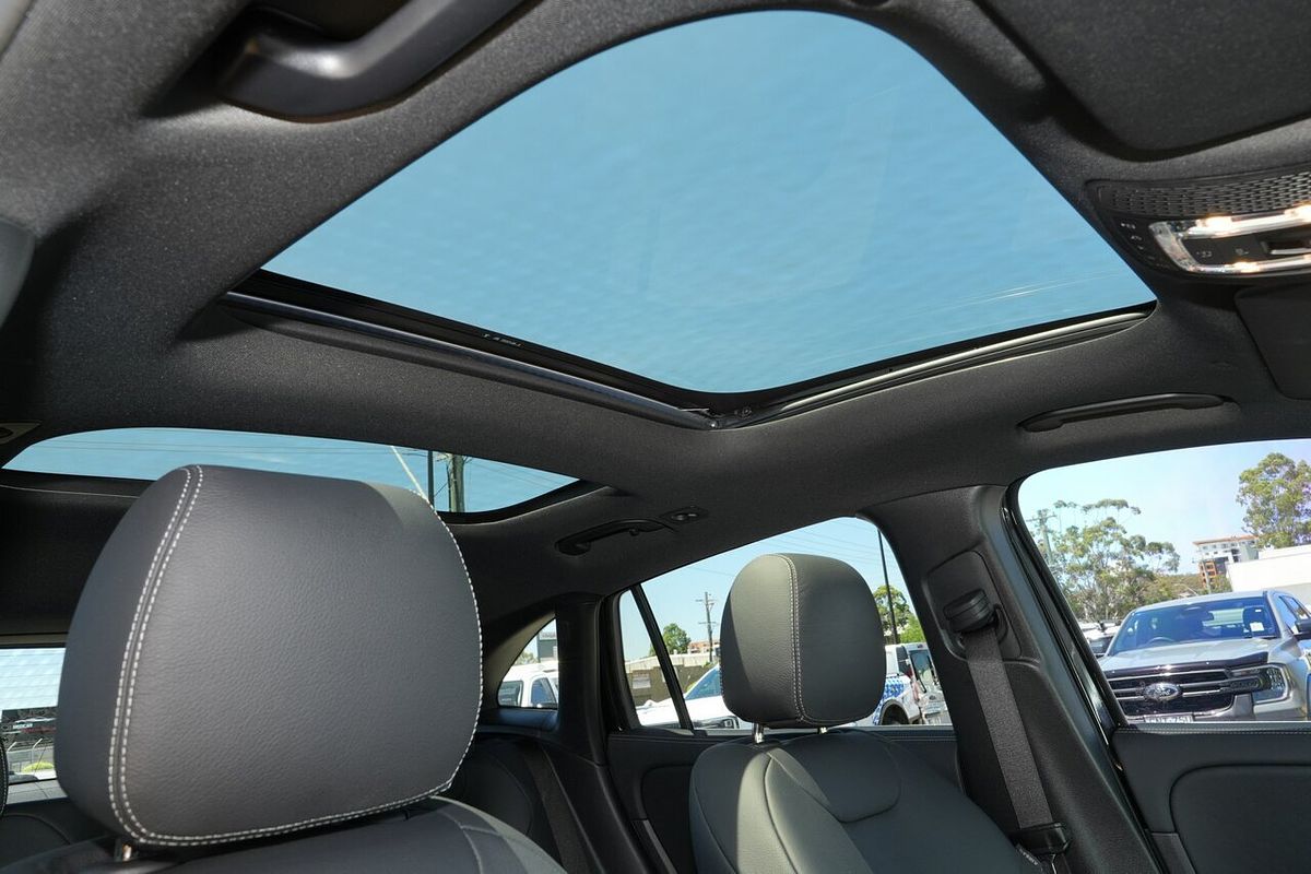 2022 Mercedes-Benz EQA EQA250 H243