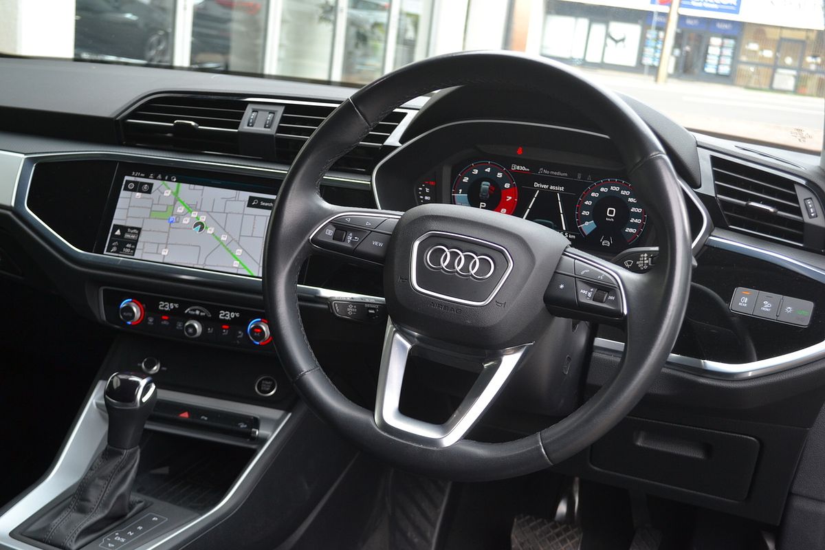 2023 Audi Q3 35 TFSI F3