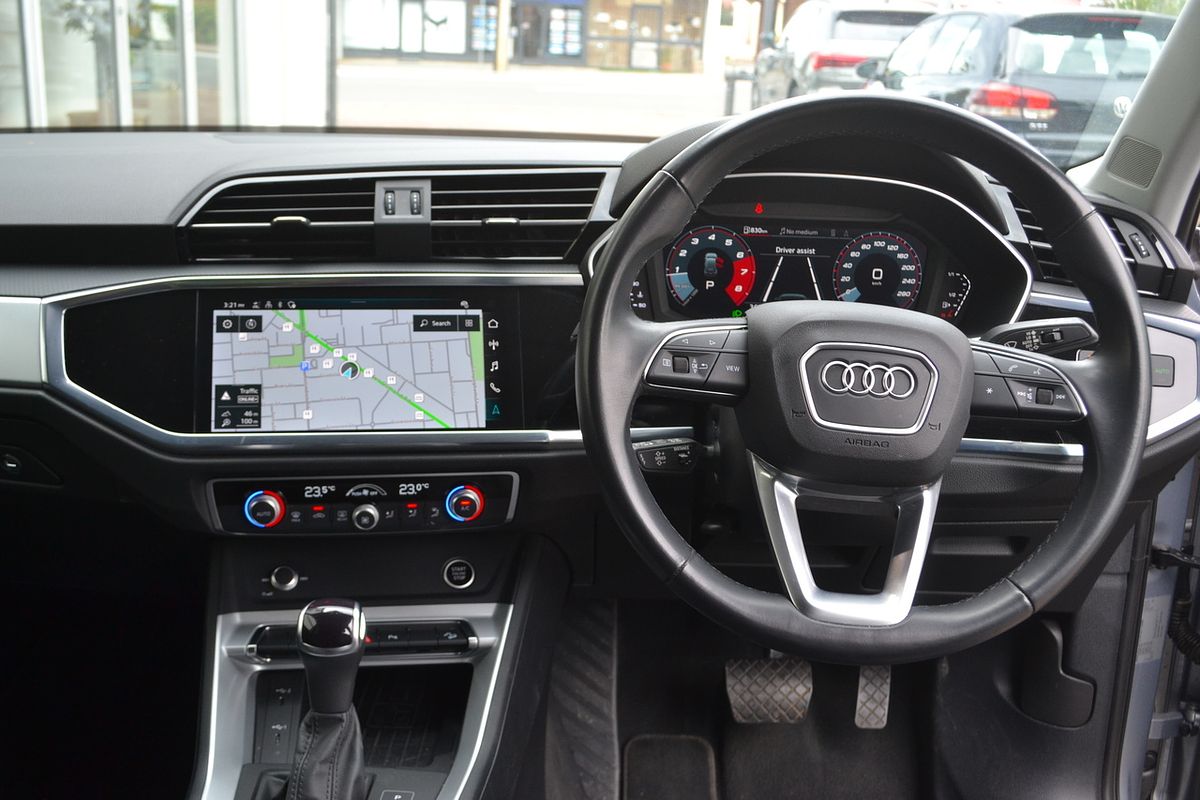 2023 Audi Q3 35 TFSI F3