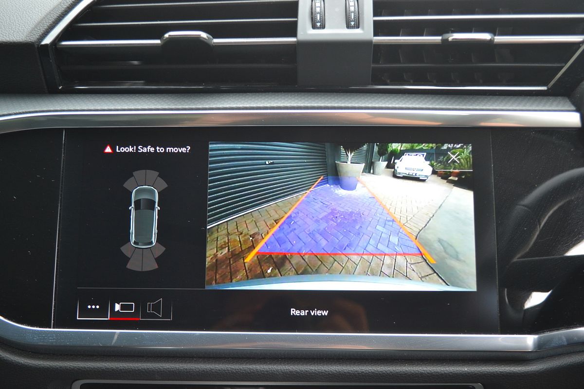 2023 Audi Q3 35 TFSI F3