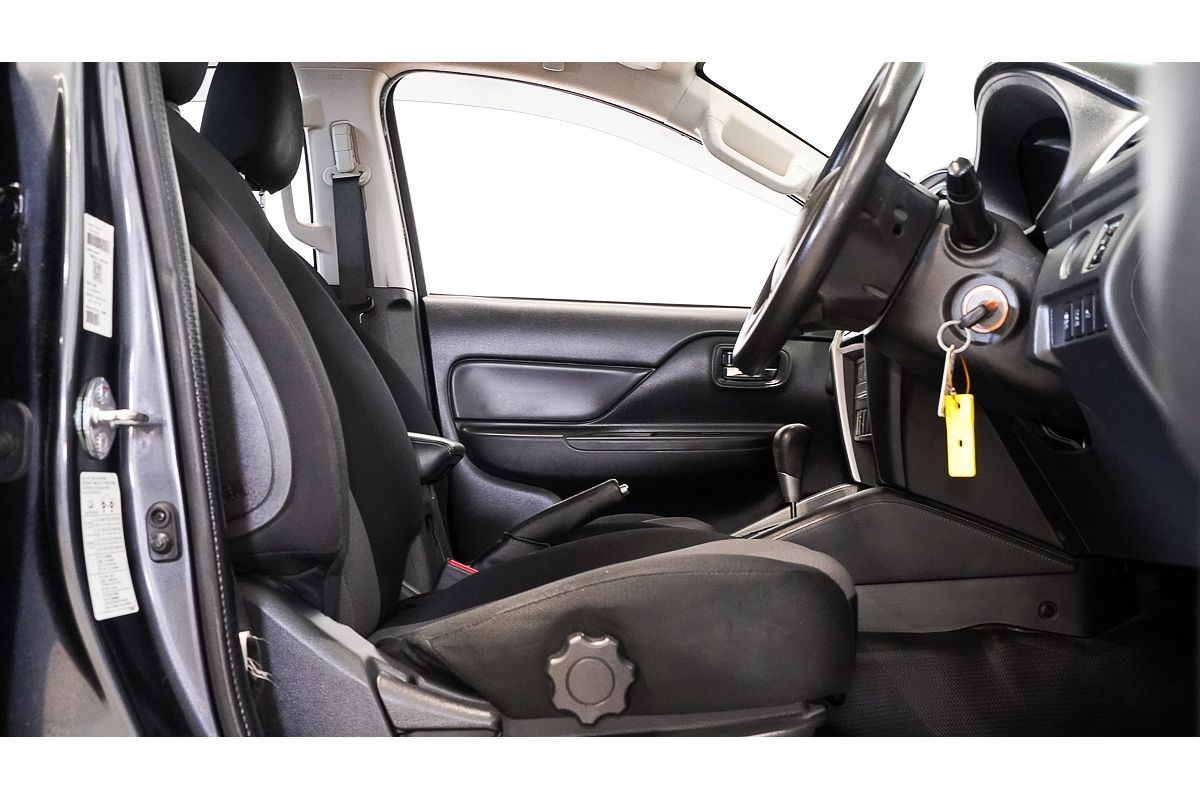 2019 Mitsubishi Triton GLX+ MR 4X4