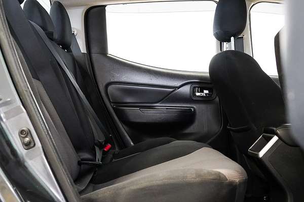 2019 Mitsubishi Triton GLX+ MR 4X4