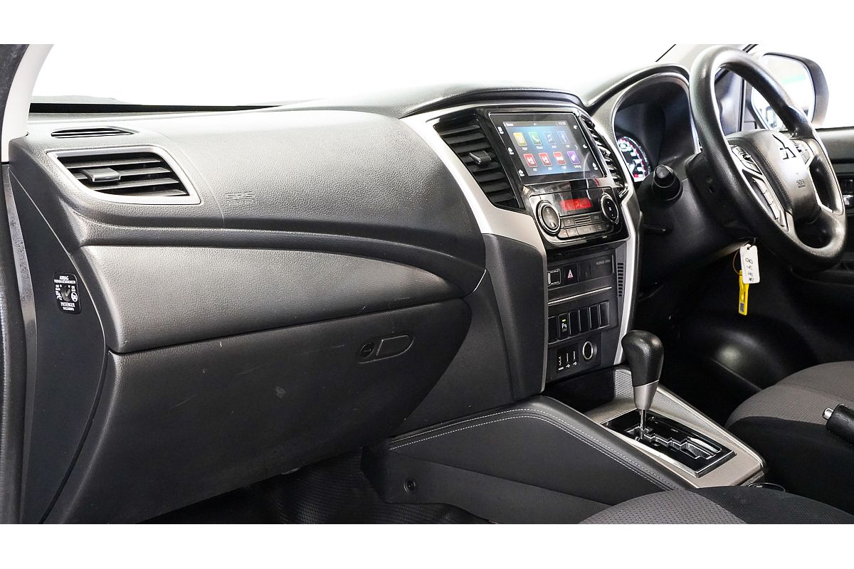 2019 Mitsubishi Triton GLX+ MR 4X4