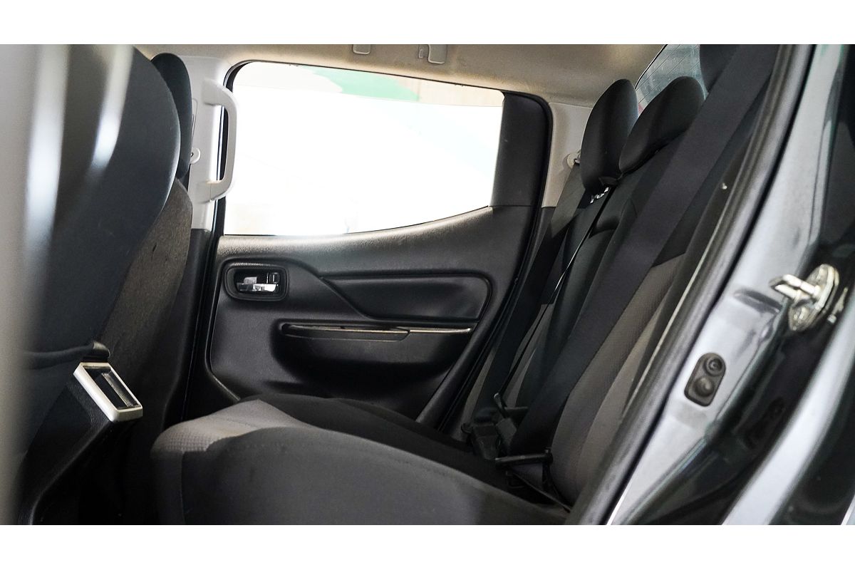 2019 Mitsubishi Triton GLX+ MR 4X4