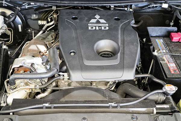 2019 Mitsubishi Triton GLX+ MR 4X4