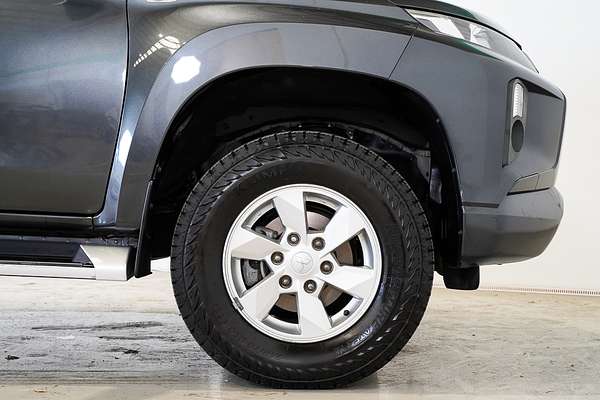 2019 Mitsubishi Triton GLX+ MR 4X4