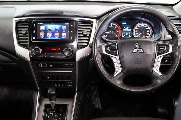 2019 Mitsubishi Triton GLX+ MR 4X4