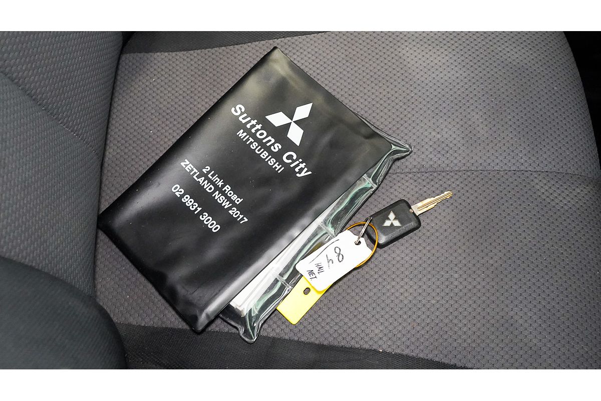 2019 Mitsubishi Triton GLX+ MR 4X4