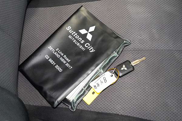 2019 Mitsubishi Triton GLX+ MR 4X4