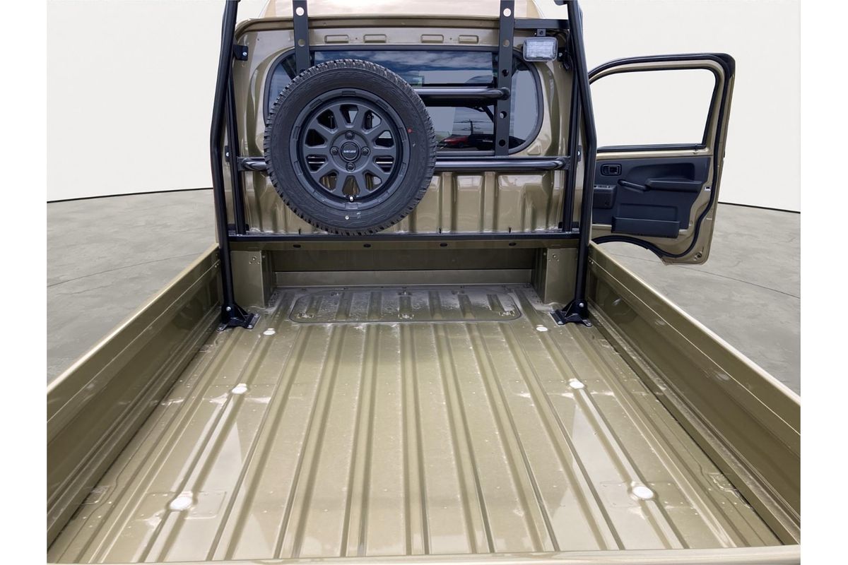 2025 Daihatsu Hijet Jumbo Extra 4WD