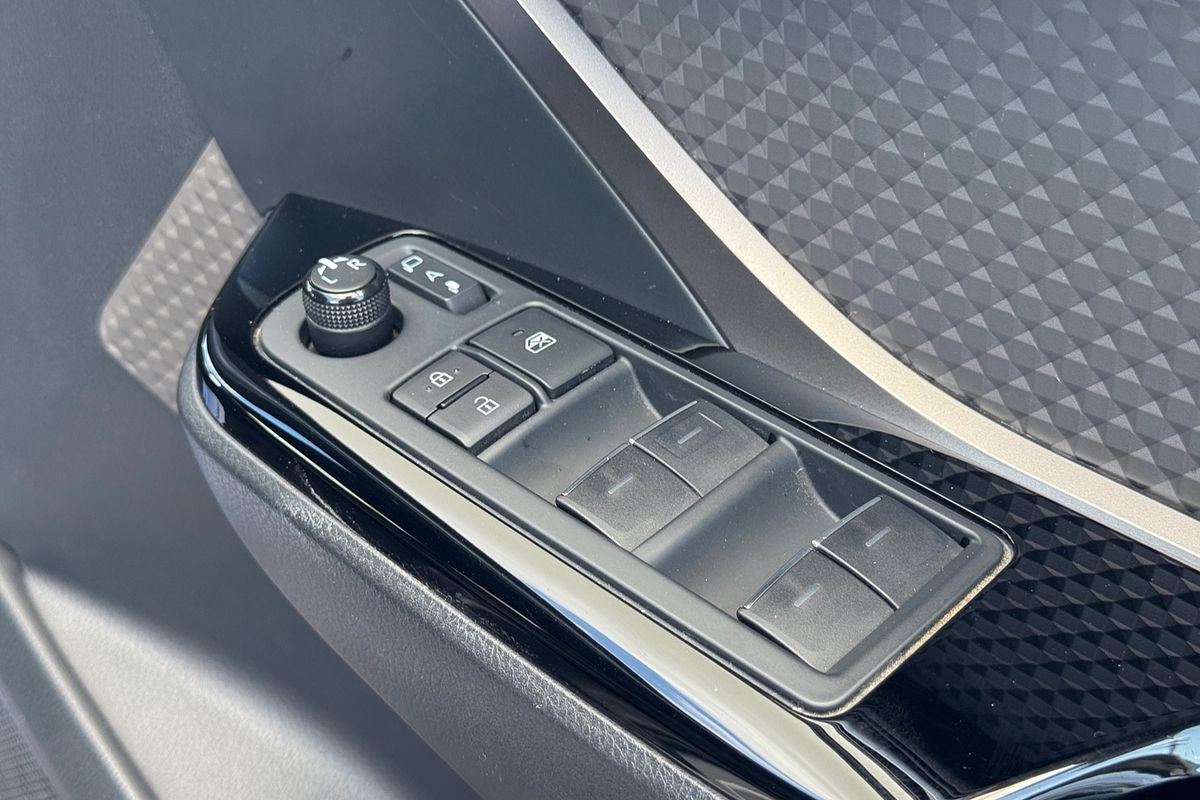 2023 Toyota CH-R C-HR GXL-2WD 1.2L Petrol Auto CVT Wagon