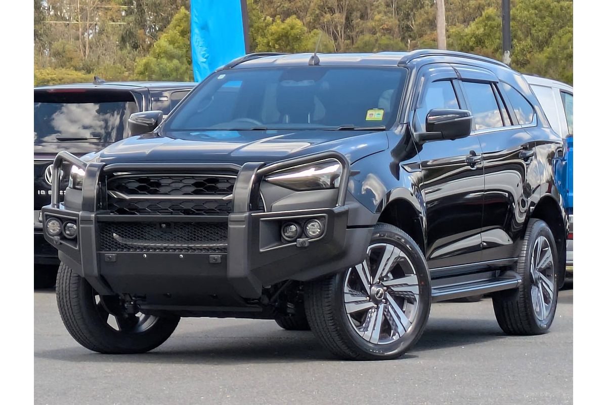 2025 Isuzu MU-X LS-T