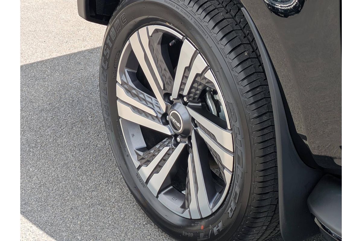 2025 Isuzu MU-X LS-T