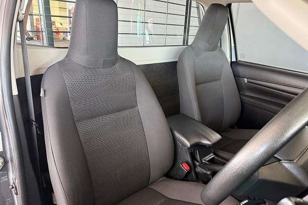 2017 Toyota Hilux SR GUN126R 4X4