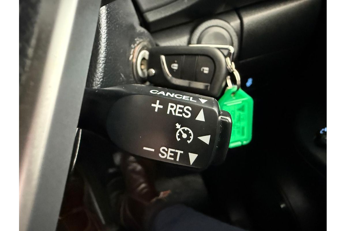 2017 Toyota Hilux SR GUN126R 4X4