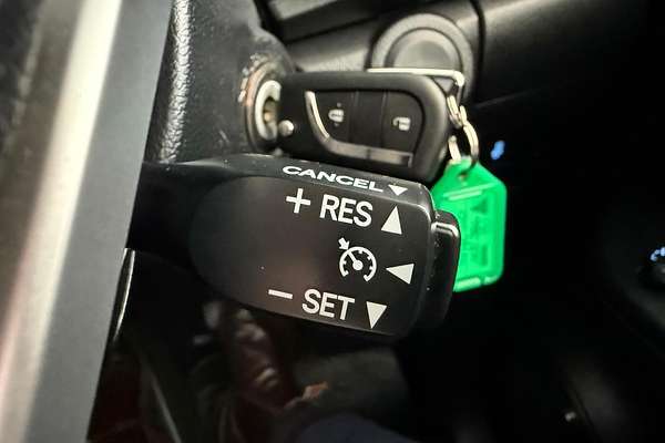 2017 Toyota Hilux SR GUN126R 4X4