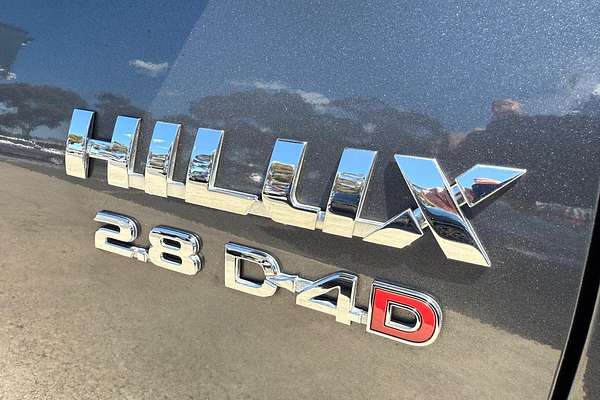 2017 Toyota Hilux SR GUN126R 4X4