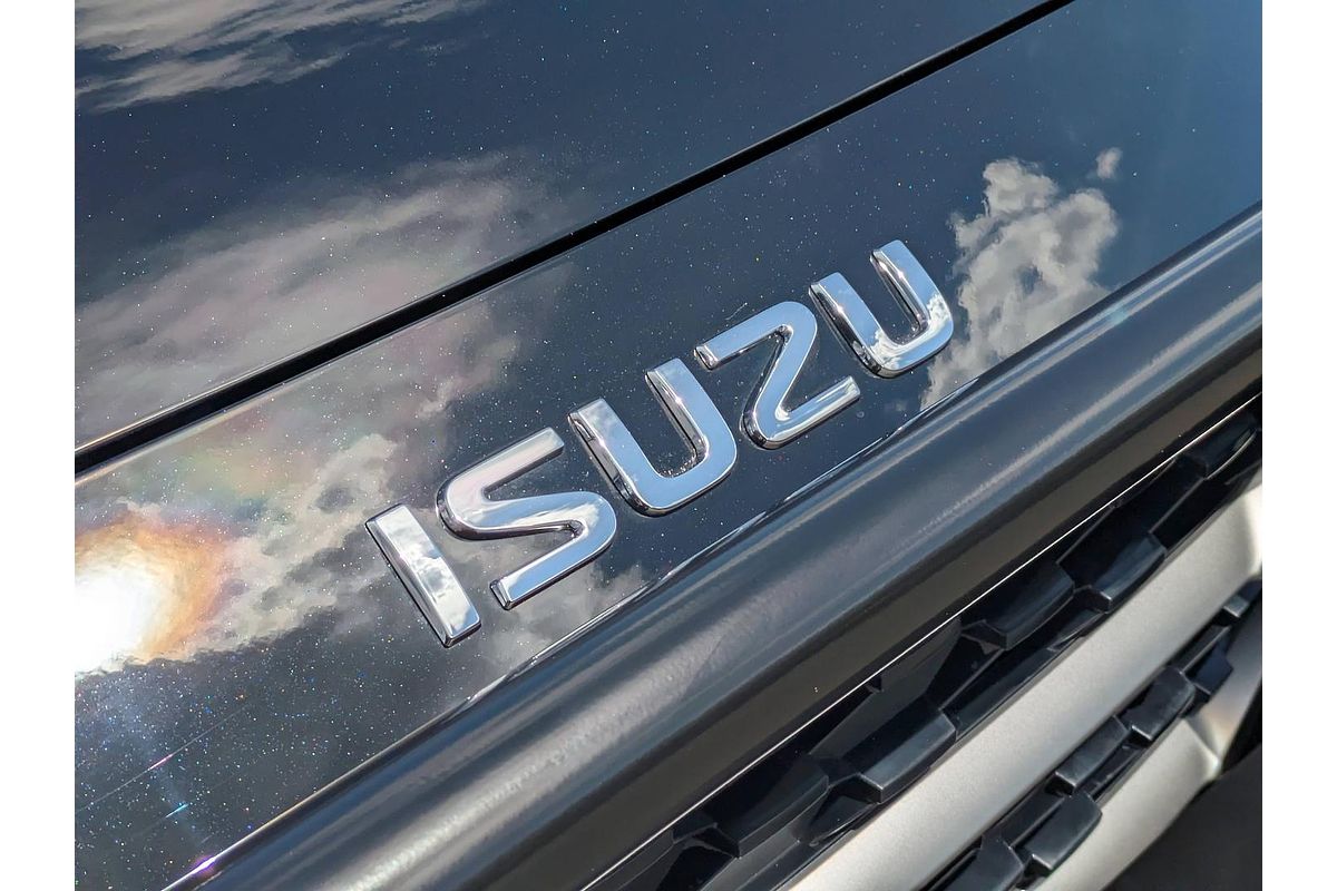 2025 Isuzu MU-X LS-T