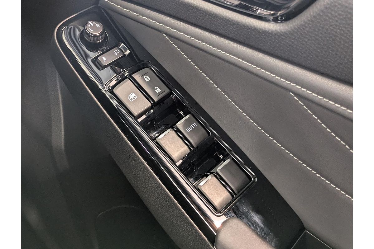 2025 Isuzu MU-X LS-T