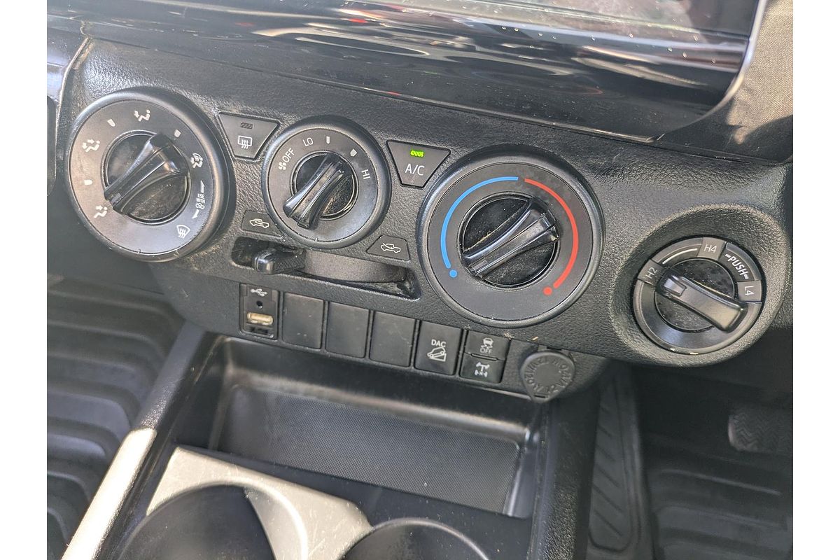 2021 Toyota Hilux SR GUN126R 4X4