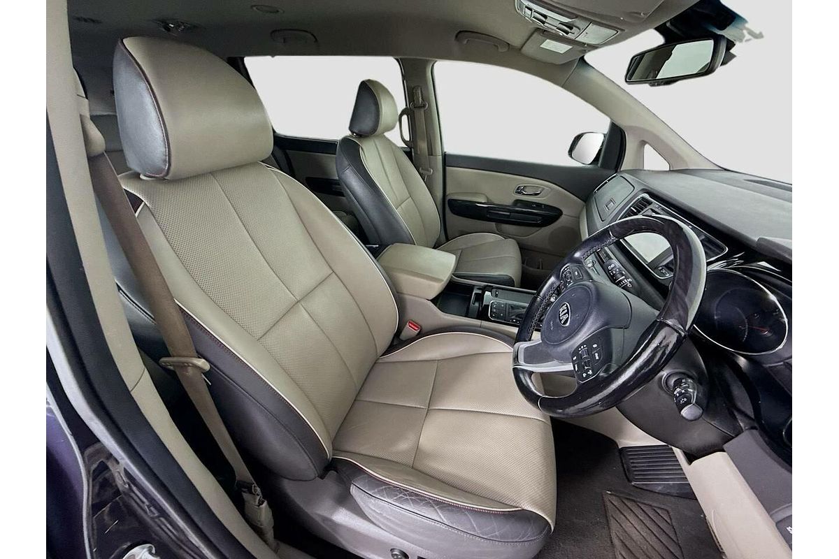 2016 Kia Carnival Platinum YP