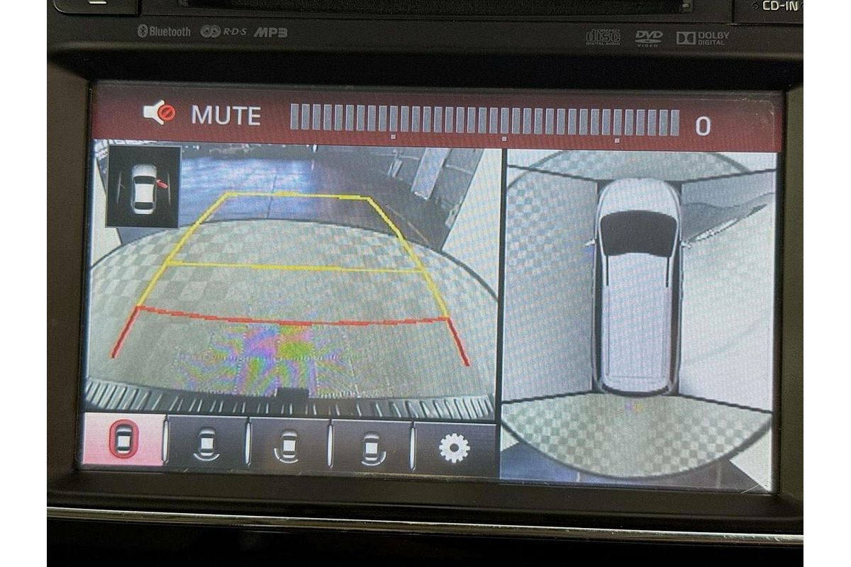 2016 Kia Carnival Platinum YP