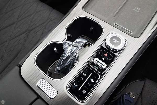 2025 Chery Tiggo 8 Super Hybrid Ultimate T31