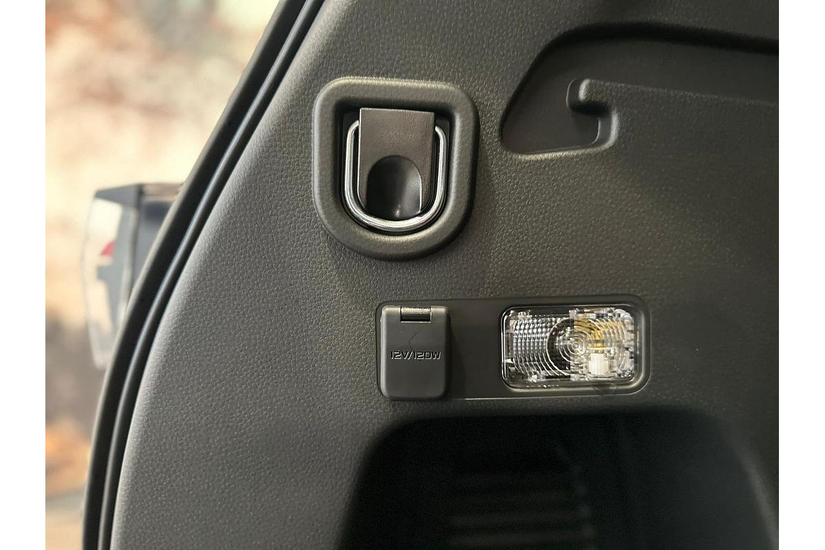 2025 Isuzu MU-X LS-U